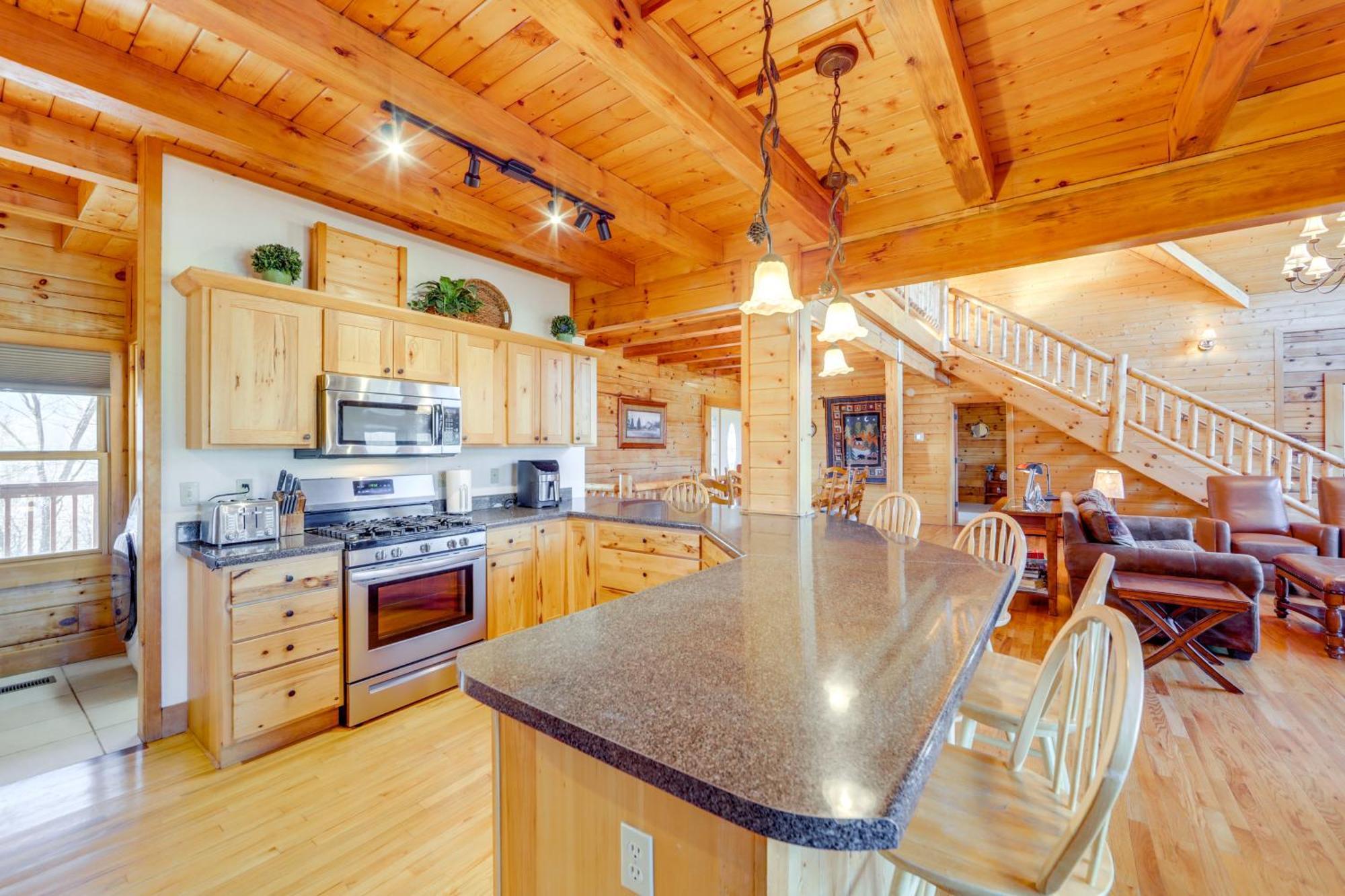 Whits End Smoky Mtn Home With Hot Tub, Views Waynesville Exterior photo